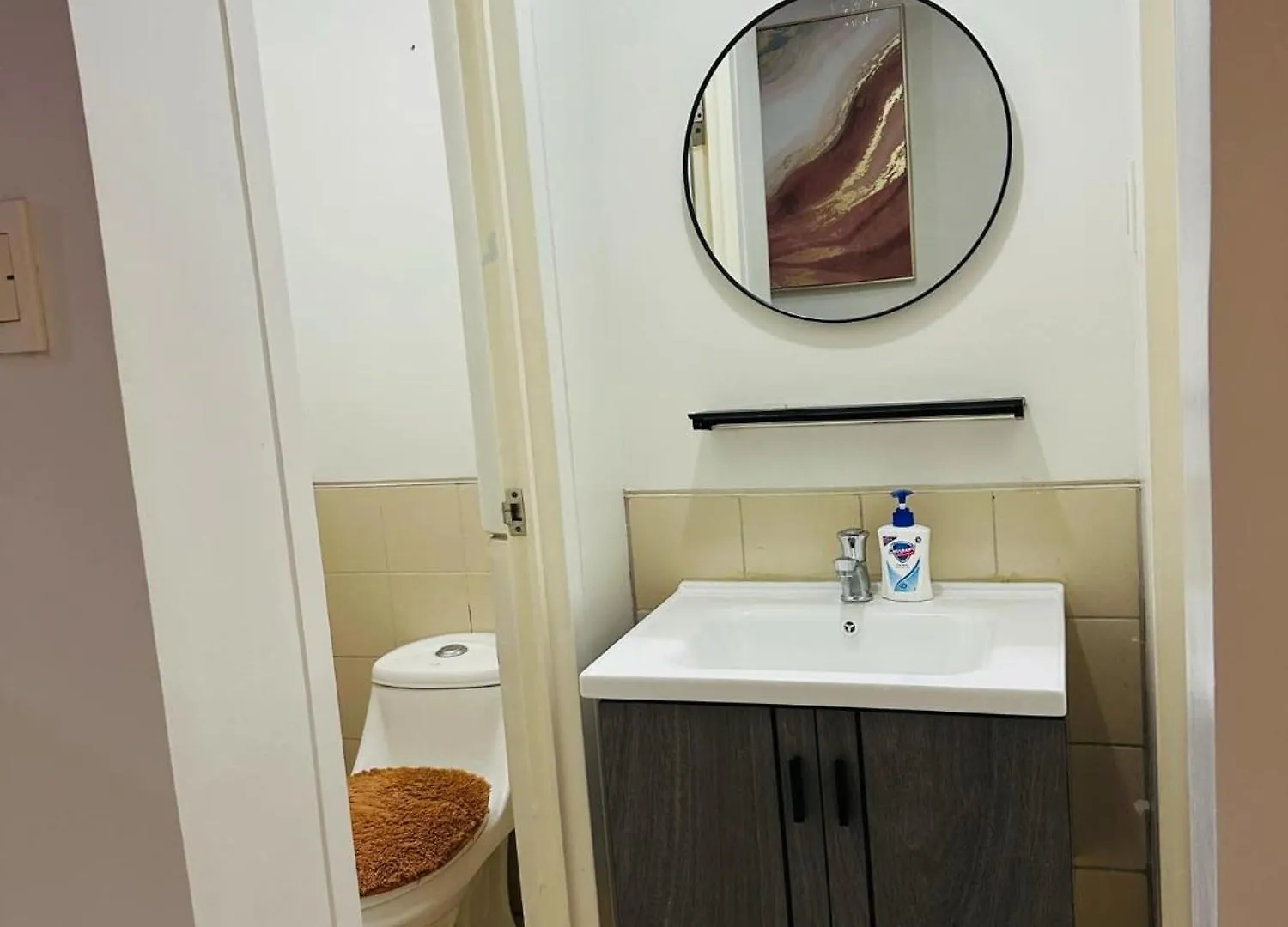Apartment Fully Furnished 3 Bedroom Unit With Pool Philippinen